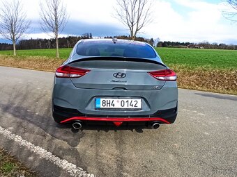 Hyundai i30N Fastback Performance - 9