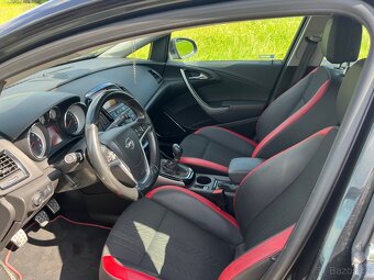 Opel Astra J Bi-turbo - 9