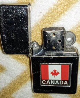 3 kusy zapalovačů na benzín ( koksak ) - 9