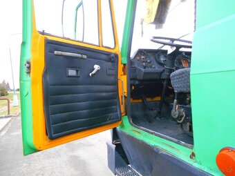 Tatra T815 AD 20 ČKD 6x6 - 9