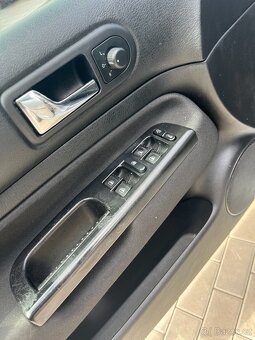 Volkswagen Golf 1.4 16V 55KW, Klimatizace, Nová STK - 9
