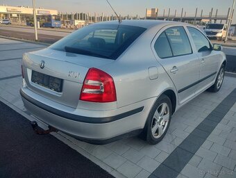 Škoda Octavia 1,4 benzín - 9