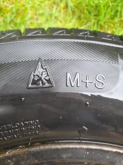 Zimní pneumatiky 215/65R/15 - 9