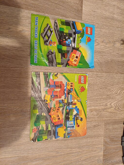 LEGO DUPLO- set sad vlaků, kolejí a kostek - 9