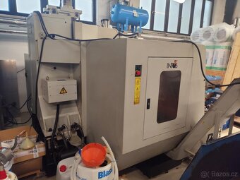 Obráběcí centrum (vertikální) INTOS VOC 1000 - 9