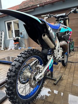 Yamaha yz 125 2022 - 9