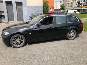 BMW E91 330xi - 9
