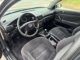 Volkswagen Passat 1.9 TDI 96Kw - 9