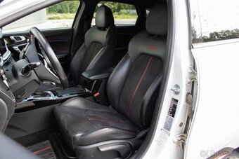 Kia ProCeed 1.6 T-GDi GT A/T - 9