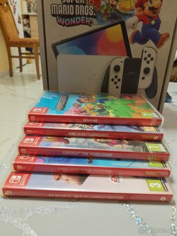 NINTENDO SWITCH OLED - 9