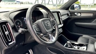 Volvo XC40, D4 140 KW Drive-E R-Design AWD | Nezav. Topení - 9