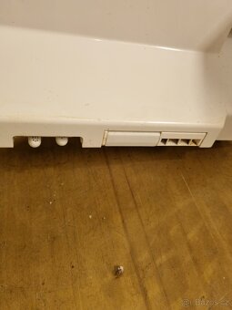 Prodám bidetové sedátko s vyhříváním Cleanoseat CS05E - 9