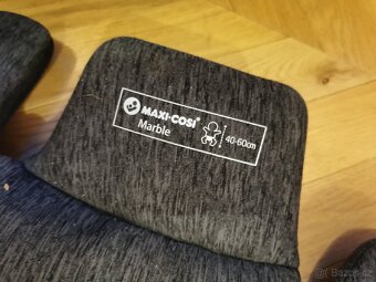 Autosedačka vajíčko Maxi Cosi na Isofix - 9