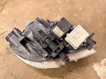 Prodám Bixenony Škoda Superb 2 - 9