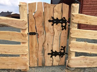 Houpačka  studna  brána garáž - 9