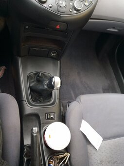 Nissan Primera - 9