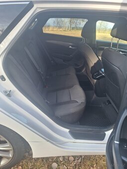 Hyundai I40 combi 1.7 CRDI 100kw - 9