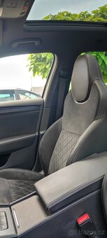 Škoda Superb 2.0 TDi Sportline.Rezervace 4,6 - 9