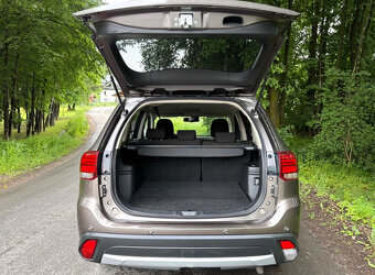 Mitsubishi Outlander 2.0 Intense + 4WD CVT - 9