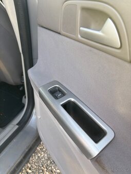 Volvo S40 - 9