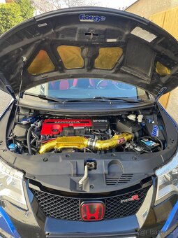 Honda Civic type-R fk2 - 9