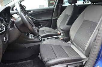 PRODÁM OPEL ASTRA 1.5D COMBI INOVATION MAX.VÝBAVA - 9