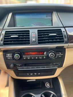 Prodám BMW X6 35D - 9