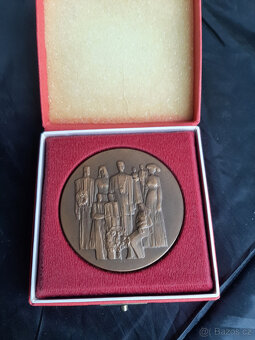 Medaile,vyznamenání různé,socialismus. - 9