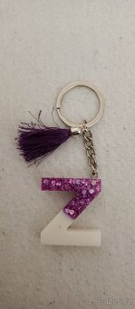 Epoxidové klíčenky s písmeny - 9