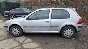 Volkswagen Golf 1,4 - 9