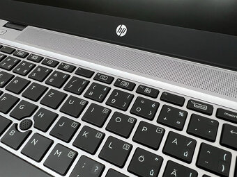 HP EliteBook i5, 8 GB DDR4, SSD 256Gb, WIN11, podsv. klav. - 9