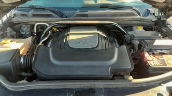 Jeep Commander 5.7 2010 - 9