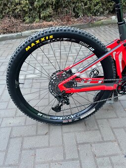 Mondraker carbon foxy R - 9