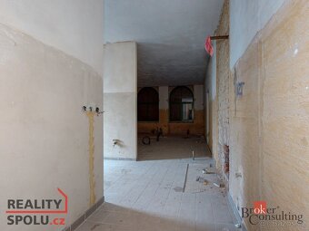 Pronájem, komerční/restaurace, 730 m2, Sokolovská 338/124, R - 9