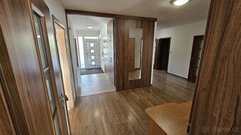 Cihlový RD 6+kk na parcele 1053m2, Brno venkov Pohořelice, s - 9