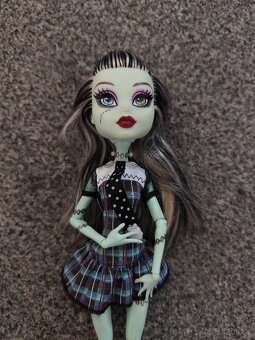 Panenky Monster high 8 - 9