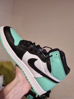 Nike Air Jordan 1 Retro High OG - 9