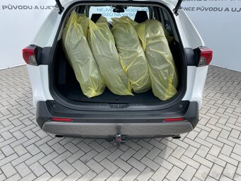 Toyota Rav4 2.5 HYBRID ČR 1.maj. Tažné - 9