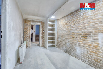 Prodej rodinného domu, 290 m², Sadov - 9