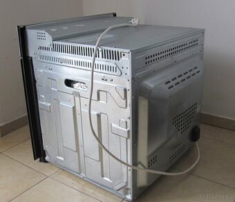 VESTAVNÁ TROUBA GORENJE- GRIL - 9