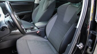 Škoda Octavia Combi 2.0 TDI Style 4x4 DSG, 147kW, SR+záruka - 9