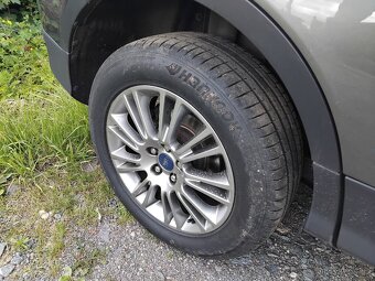ford kuga 1.6 benzin 134 kw 4x4 automat - 9