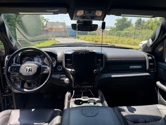 Dodge RAM 1500 Rebel 2020 - 9