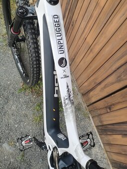 Scott Bold Unplugged V1 - 9
