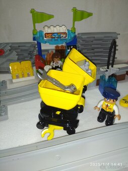 Lego duplo 10875 Nákladní vlak, vláček - 9