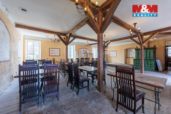 Prodej rodinného domu 500 m², Mlečice - 9