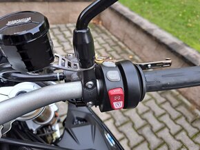 BMW S 1000 R - TOP STAV + VÝBAVA, AKRAPOVIČ - 209 900 KČ - 9