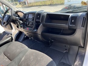 Prodám Citroën Jumper 2.2HDi, 96kw.TZ: 2.500kg. - 9