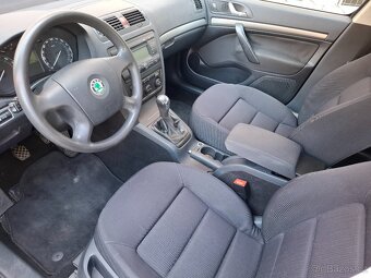 Škoda Octavia II liftback 1,9TDi 77Kw CZ  1.majitel - 9