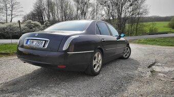 Lancia Thesis 2,4JTD 110kW - 9
